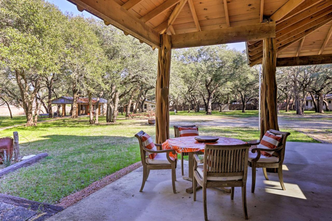 Riverfront Blanco Home With Shaded Porch And Hot Tub Bagian luar foto